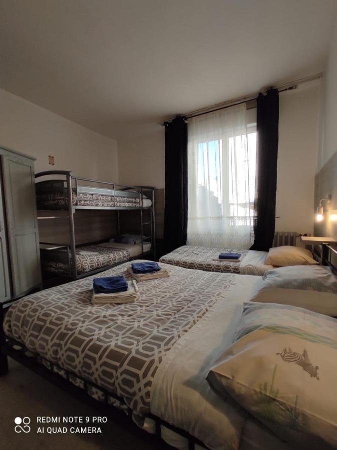 Hotel Le Bon Moine Reims Kültér fotó